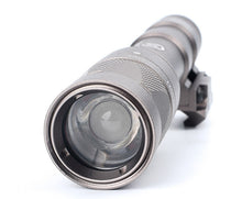 Load image into Gallery viewer, SF M600W Stobe Scout Light (BK, 500 Lumens)  BLACK
