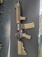 Load image into Gallery viewer, USED/DEMO  Specna Arms E07 Edge HAL ETU Light Ops Airsoft Rifle Blk/Tan
