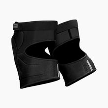 Load image into Gallery viewer, CC KNEE PADS BLACK
